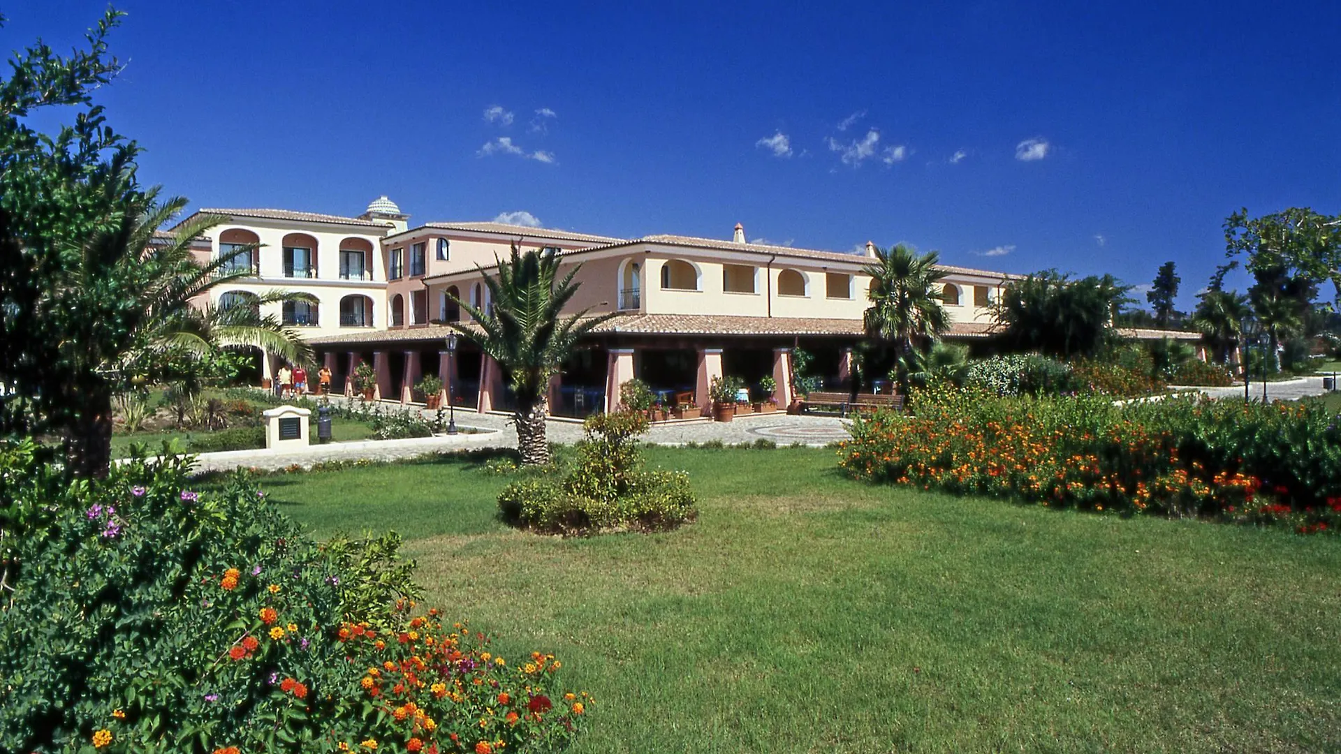 אורוסיי Club Hotel Marina Beach